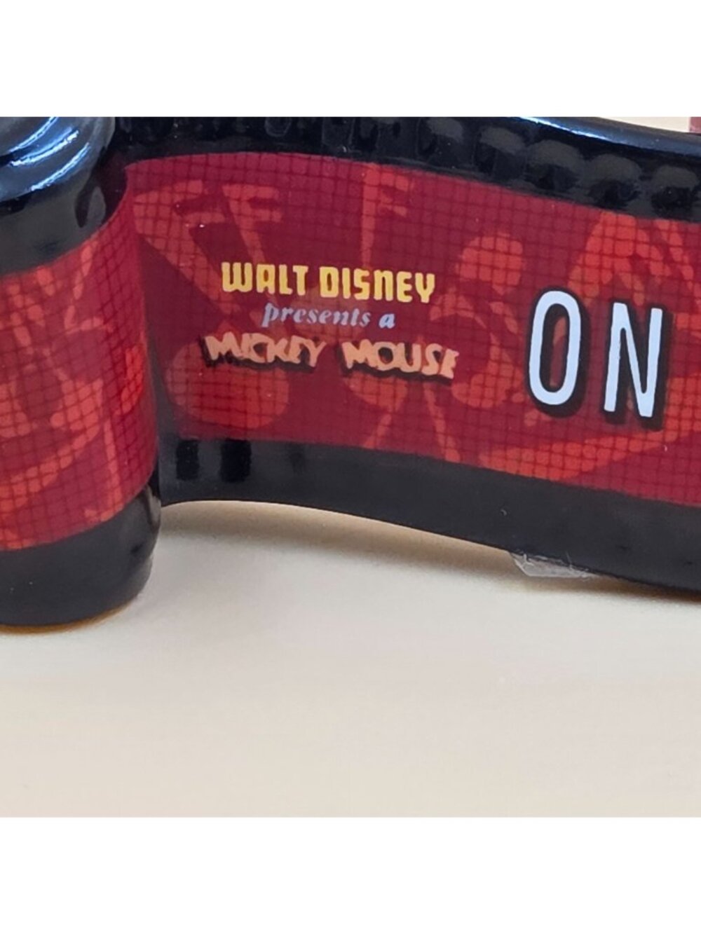 WDCC Mickey Mouse On Ice Opening Title Walt Disney Classics Collection - Picture 8 of 9
